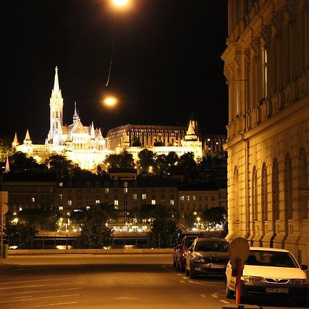 Parliment Luxury Apartment Будапеща Екстериор снимка