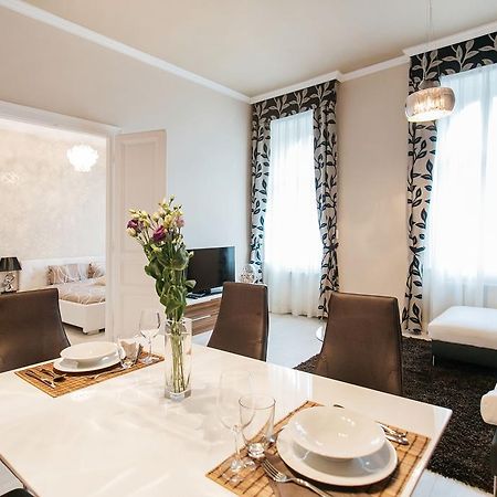 Parliment Luxury Apartment Будапеща Стая снимка